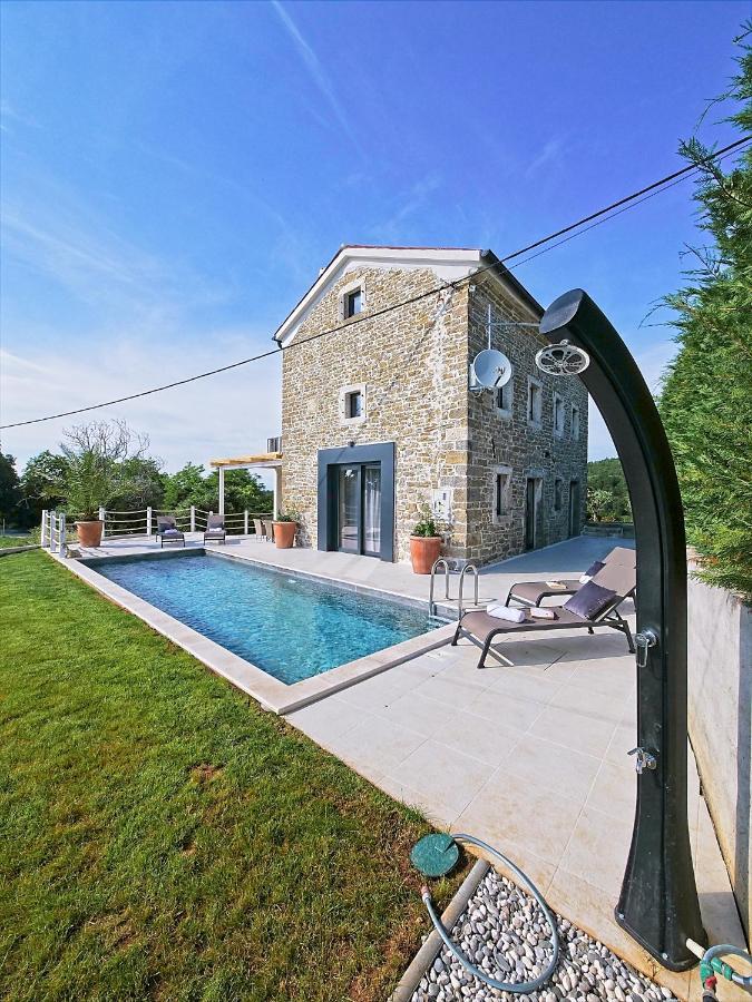 Villa Carica Krasica  Extérieur photo