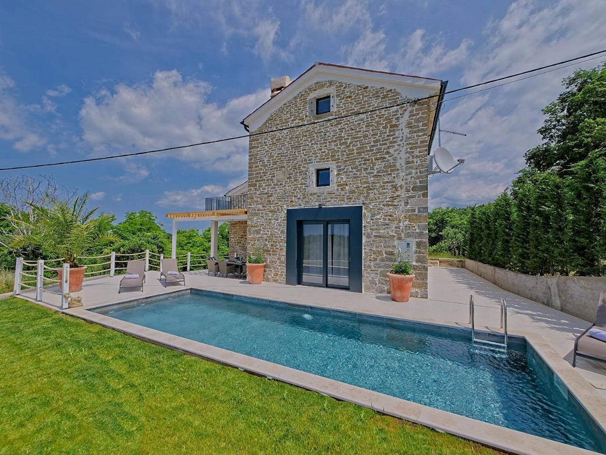 Villa Carica Krasica  Extérieur photo